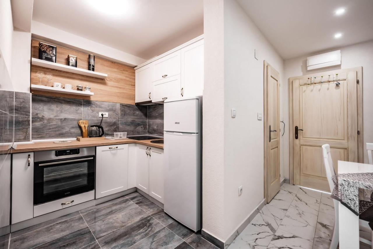 Apartments Sophia Κότορ Εξωτερικό φωτογραφία